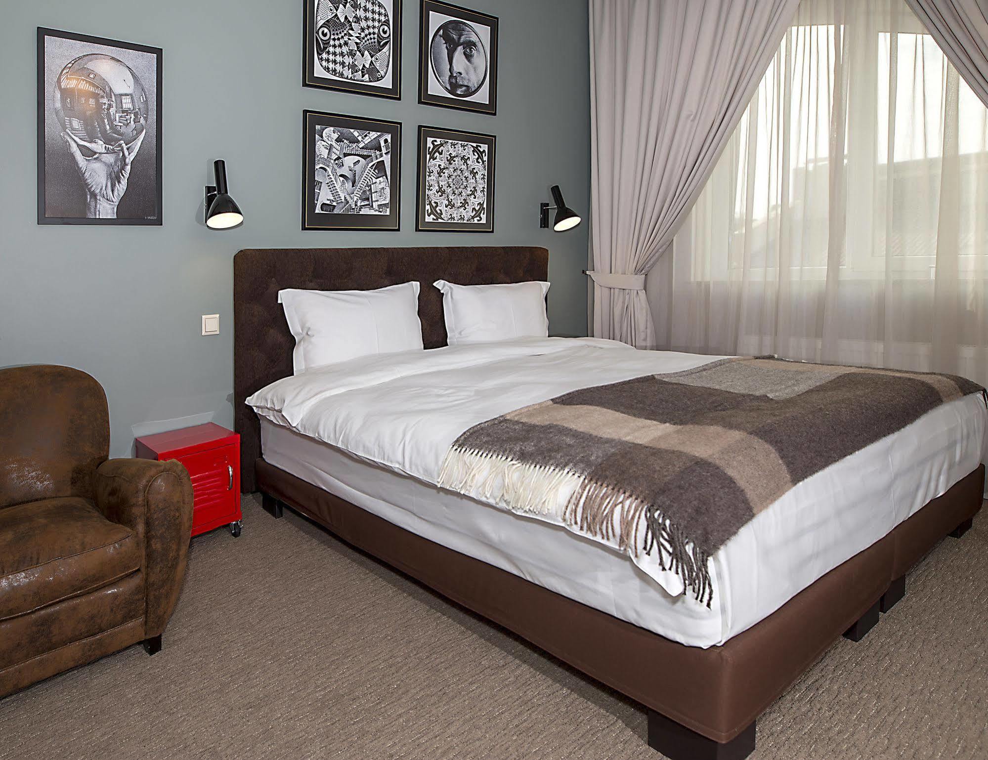 Hotel Zentrum 4*